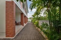Sore Uluwatu by Tanya Pink - B&B Uluwatu