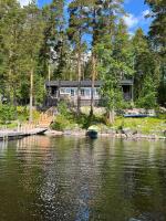 Luxury Beach house Villa Vaahtoranta on the lake shore - B&B Kuopio