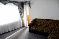 Apartment On Prospekt Kirova з окремими кімнатами та балконом - Bed and Breakfast Dnjepropetrovsk