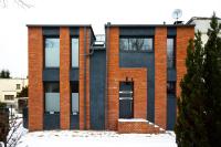 Loftowy Apartament przy stawie, blisko Zoo, Aquaparku i lasów - parking dla 2 aut - Chambres d'hôtes Poznan