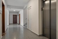 Amazing Apartament with Garden Bucharest Airport Self check-in!! - B&B Otopeni