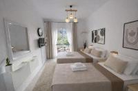 Ameli Studio ,Balcony with Mountain View, Kitchenette, 1km to Beach by likeyourhome - B&B Corfù