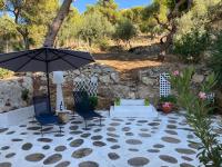 Lagonisi Cottage - with spacious garden - Ferienwohnung Áyios Nikólaos