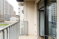 4-99 Yaroslaviv Grad, Bulvarno Kudriavska 17b, Kyiv centre, Golden Gate metro nearby, fantastic city view, 15 kW backup power, Petrovdim Apartment - Chambres d'hôtes Kiev