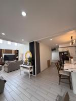 Modern 4-Bedroom House in Apia - B&B Apia