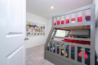 Charming 3Bd Close to Disney at Enclaves at Festival 745 - Chambres d'hôtes Davenport
