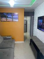 Casa com piscina aquecida com garagem privativa - Bed and Breakfast Praia Grande
