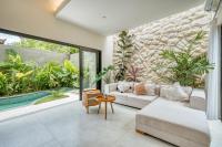 Aesthetic villa with Private Pool & Bathtub, Uluwatu - B&B Uluwatu