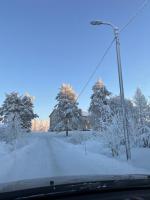 Sellivahdin siisti 2 hengen huoneisto keittiöllä Helppo pysähdys Kuusamontien varrella Törrössä, Pudasjärvi - Bed and Breakfast Pudasjärvi