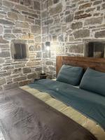 Petrino Minimal - B&B Dhéndra