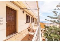 LaureLiving Holiday Home Bellavista 01 - B&B La Maddalena