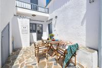 Traditional Dream House - B&B Soroní