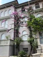 Villa Lucia mit Pool in Gardone Riviera, Gardasee - Bed and Breakfast Gardone Riviera