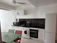 Rayon de Soleil T2 Bas de villa - Bed and Breakfast Sainte-Anne