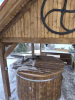 Ibi Vikendház - B&B Muntele Cacovei