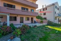 Apartment Ivo - Ferienwohnung Podstrana