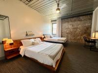 Cozy Luxury Apartment with Gym, Parking, and Rooftop - Chambres d'hôtes Milwaukee