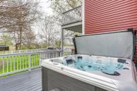 7 Mi to Cedar Point: Retreat w/ Hot Tub & Gazebo - B&B Huron