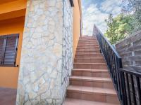 Kuca Mir Seaside Apartments - 50m from Beach - B&B Ugljan