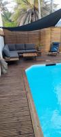 Villa Bleue Terre Sainte Front de mer - B&B Saint-Pierre