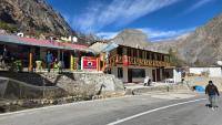 The Yak Homestay Niti Vally - Ferienwohnung Bāmpa