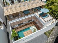 Villa Dara & Villa Irena in Canggu - 5BR Dual Villas with Pools & Rooftops - B&B Canggu