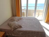 Studio mit Balkon und Meerblick