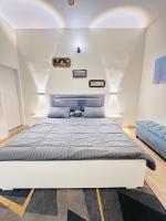 2-BR Apartment-3 min airport - B&B Karachi