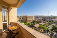 Large 2 Bedrooms with Balcony near North Ave! Abovyan street! - B&B Jerevan