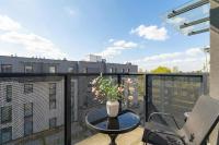Przestronny Apartament z 2 Sypialniami by Noclegi Renters - B&B Posnania