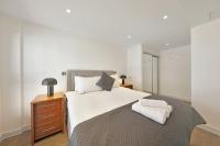 1 & 2 Executive Apartments next to Liverpool Street FREE WIFI by City Stay Aparts London - Chambres d'hôtes Londres