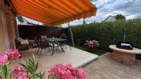 Pajtás Apartman - B&B Balatonfenyves