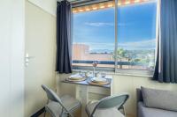 Studio climatisé - Garage privé - Plage à pied - Baie des anges - Chambres d’hôtes La Ciotat