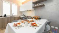 H2o Green Residence with 3 pools DesenzanoLoft Official Partner Homes & Villas by Marriott Bonvoy - B&B Desenzano del Garda