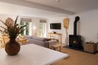 Clifftop Watch, River View and Balcony, 1 BR, Parking, Beach 10 min walk - B&B Lynmouth