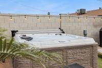Colorful Desert Hideaway - Heated Pool & BBQ - Ferienwohnung Scottsdale