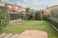 Casa con jardín en Besalú, ideal para familias - Chambres d'hôtes Besalú