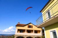 Villa Bella Vista - Private Villa with Sea & Castle view - B&B Črni Kal