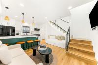 PB New Build - Steps to Sand & Surf - B&B San Diego