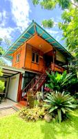 Forrest Lodge, Cafe & Wisata Berkuda - Ferienwohnung Malang