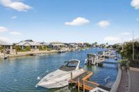 Family Retreat on the Canal - Private Jetty - Chambres d’hôtes Mandurah