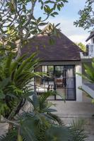 Sophisticated Luxe Martini 1 - 1BR Villa - B&B Kerobokan