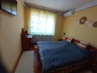 Room #1353123804