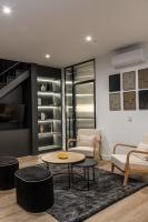 Queen's Plaza España Boutique - Alojamiento Corta Estancia - B&B Madrid