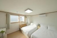 #Open Deal #ZIGU Stay #Line 3 & Shinbundang area Near Garosugil Apgujeong Cheongdam Gangnam Itaewon #Airport bus nearby - Chambres d'hôtes Séoul