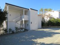 ROYAL Pool Apartments - B&B Novalja