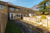 Modern 2-Bed House with Parking - Work & Comfort - B&B Canterbury