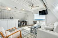 Iconic A Frame Sleep Over the Gulf - B&B Surfside Beach