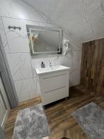 ЖИВОПИСНІ КАРПАТИ люкс - B&B Slavs'ke