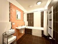 Apartment (4 Adults)